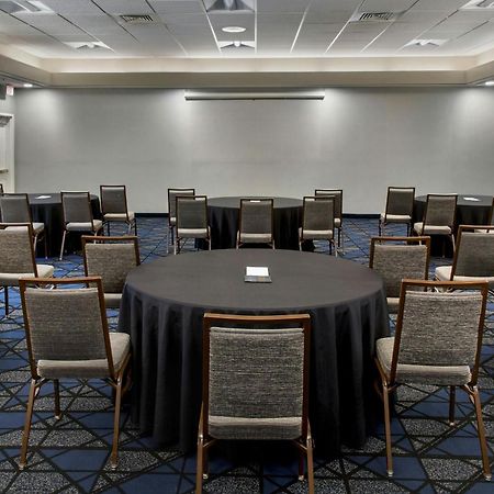 Courtyard By Marriott New Haven Orange Hotel Bagian luar foto