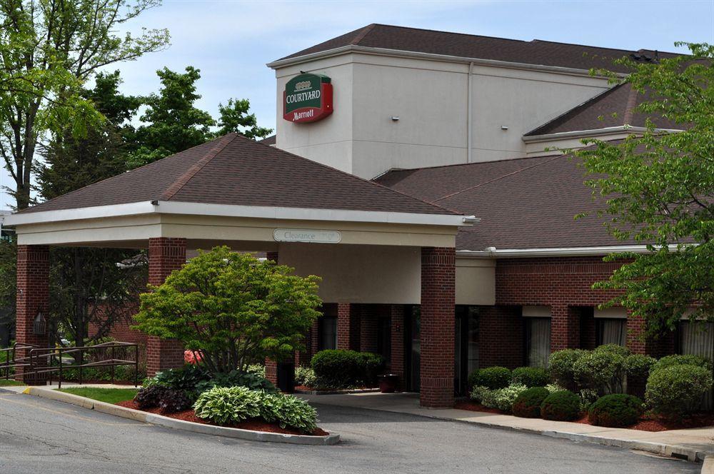 Courtyard By Marriott New Haven Orange Hotel Bagian luar foto