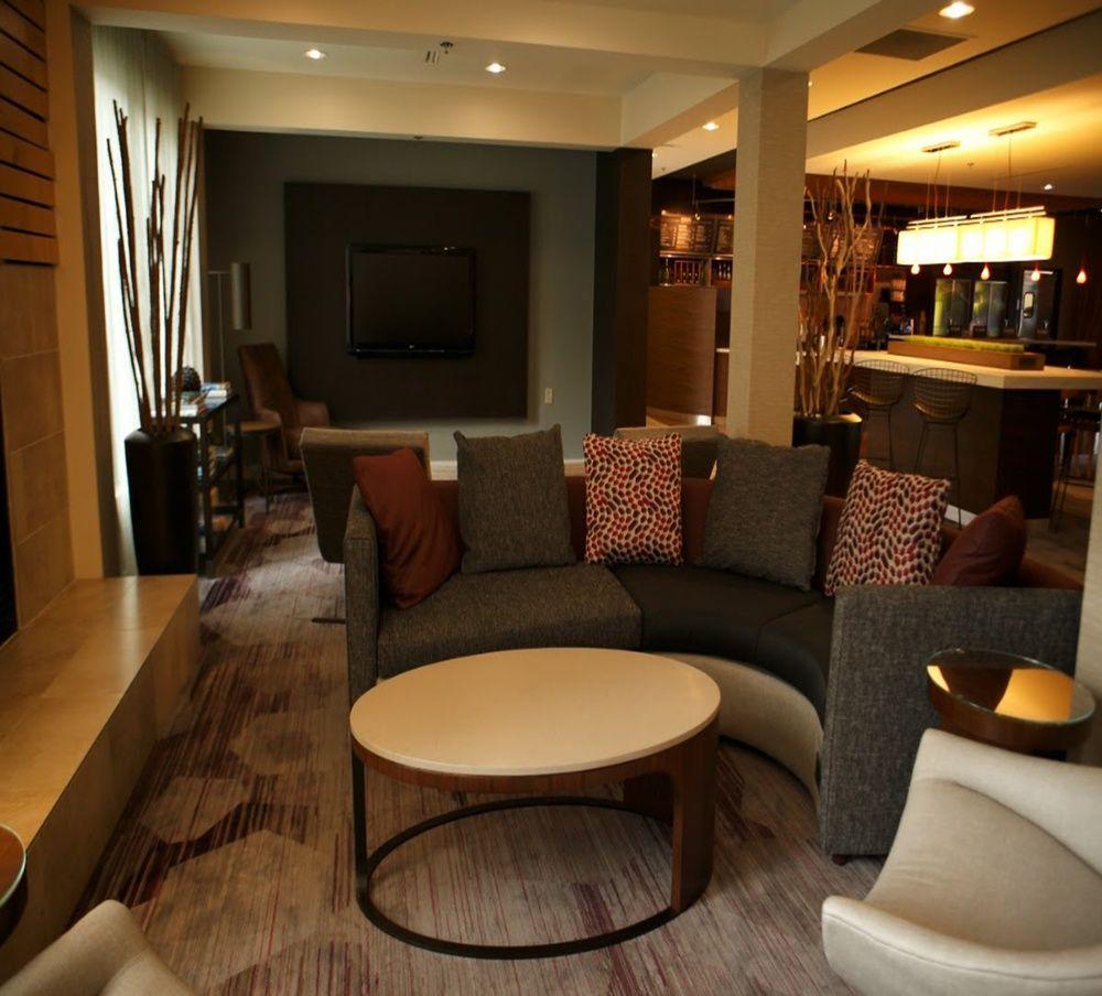 Courtyard By Marriott New Haven Orange Hotel Bagian luar foto